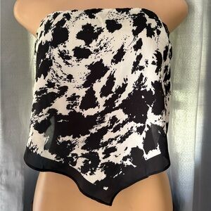 Black and White Abstract Print Skirt